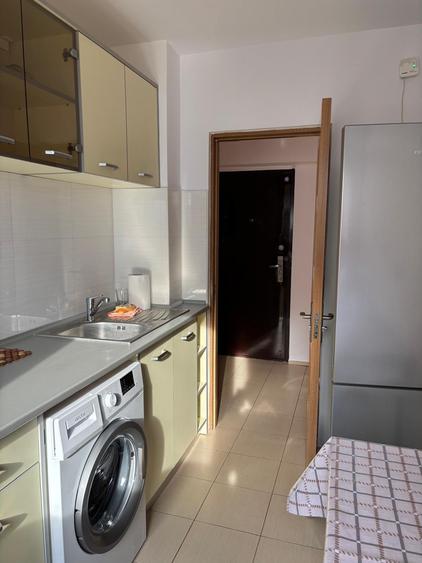 Apartament cu 2 camere semidecomandat în Câmpia Libertății