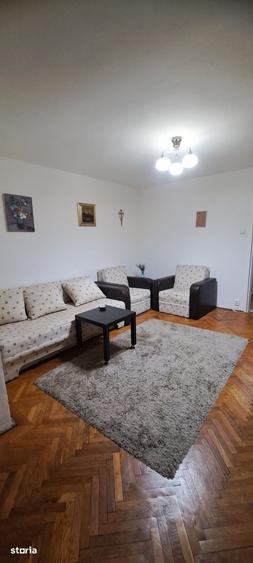 Garsonieră semidecomandată în Titan