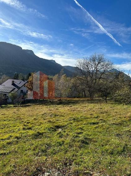 Teren Construcții intravilan de 1840 mp, în Bran