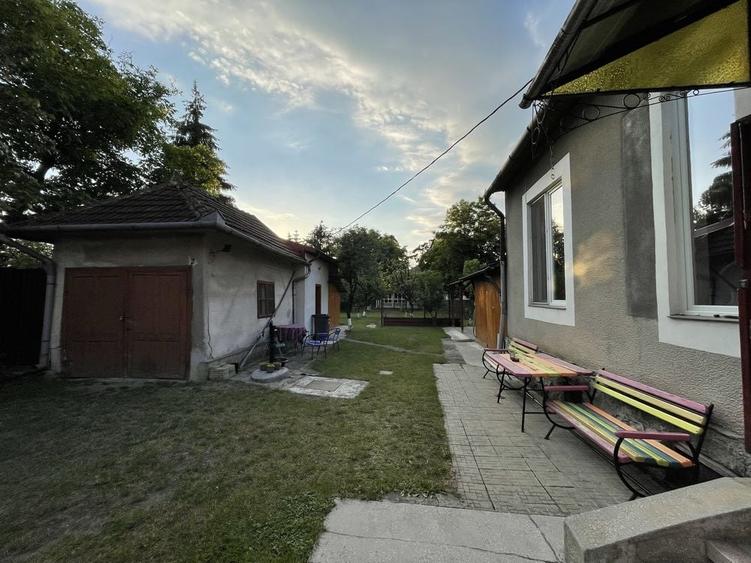 Casă cu 4 camere cu Teren 1246 Mp în Ultracentral
