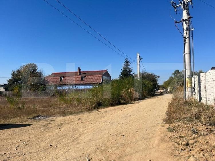 Teren Construcții intravilan de 502 mp, în Preajba