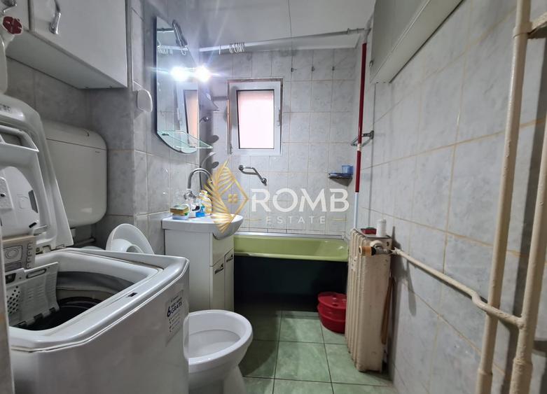 Apartament cu 3 camere semidecomandat, mobilat în Mănăștur