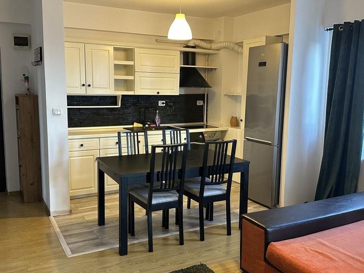 Apartament cu 2 camere decomandat în Exterior Vest