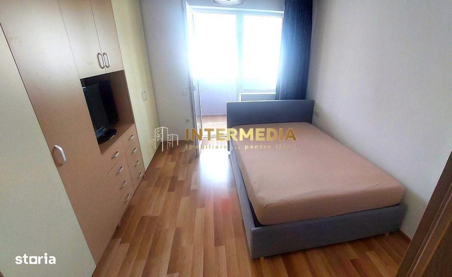 Apartament cu 3 camere decomandat în Tolstoi
