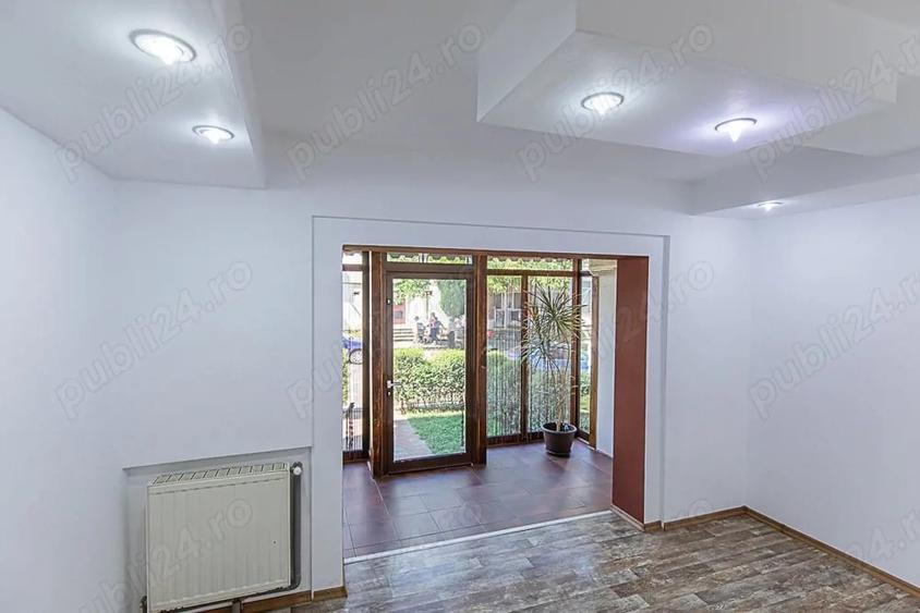 Spațiu comercial, de 35 mp, în Central