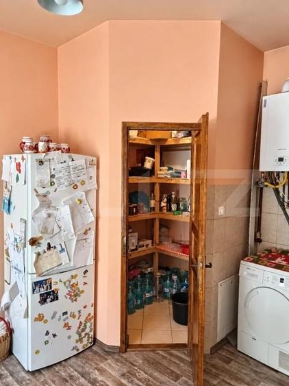 Casă cu Teren 1600 Mp în Cornești (Crăciunești)