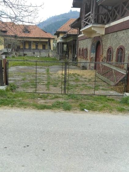 Casă cu 5 camere cu Teren 7817 Mp în Cetățeni
