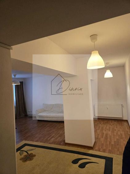 Apartament cu 3 camere decomandat, mobilat în Socului