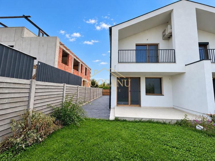 Duplex cu 5 camere cu Canalizare în Aradului