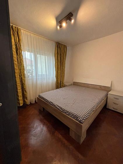 Apartament cu 2 camere decomandat în Girocului