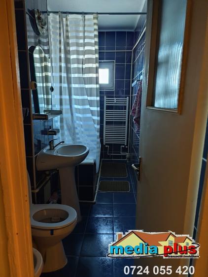 Apartament cu 3 camere decomandat în Port