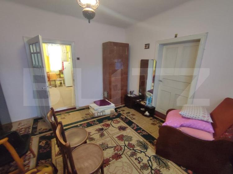 Casă individuală cu 4 camere cu Garaj în Putna