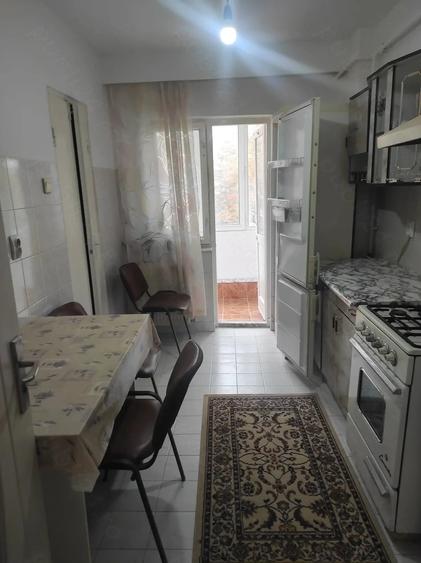 Apartament cu 2 camere decomandat în Decebal