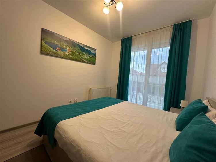 Apartament cu 2 camere decomandat, mobilat în Central