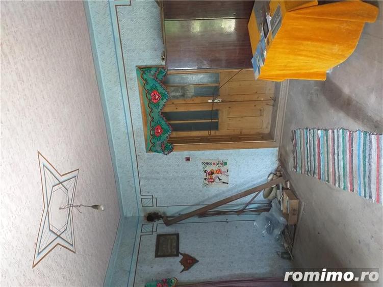 Casă cu 8 camere cu Teren 706 Mp în Ieud