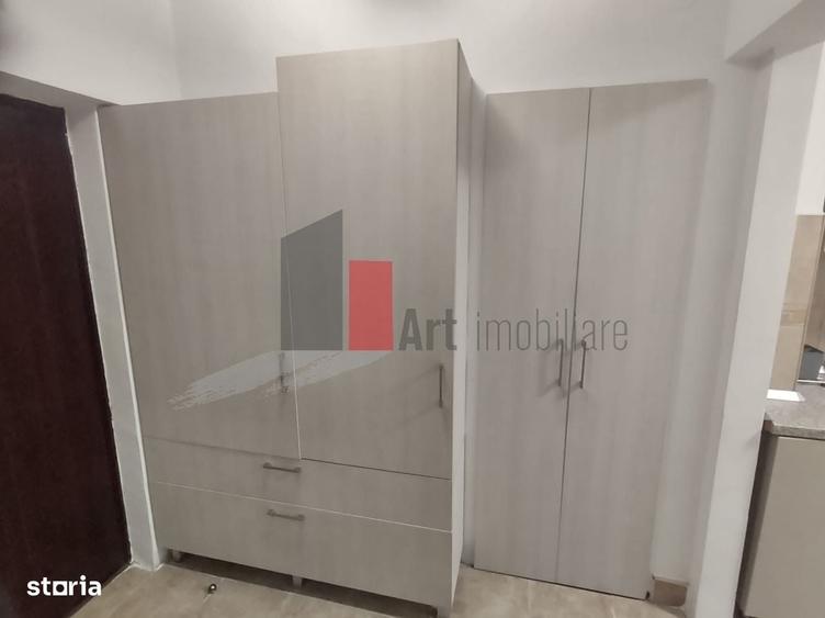 Apartament cu 2 camere semidecomandat în Dristor