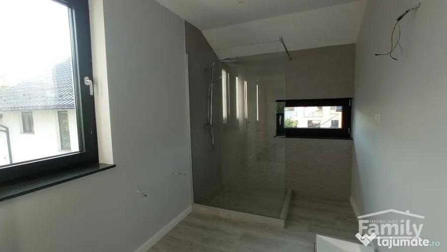Casă cu 5 camere cu Teren 800 Mp în Burdujeni