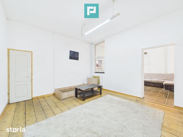 Apartament cu 4 camere în Central
