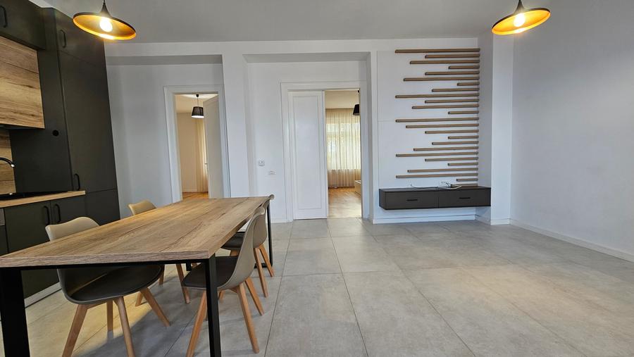 Apartament cu 3 camere în Central