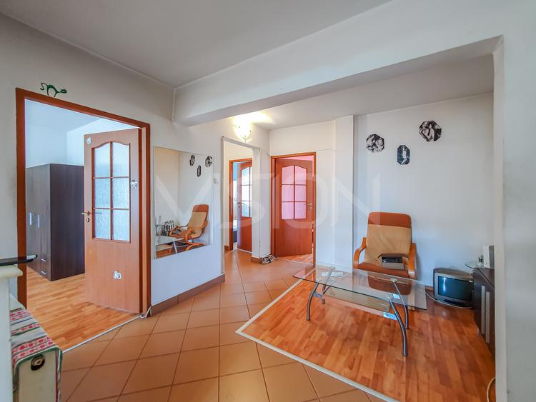 Apartament cu 3 camere decomandat în Mărăști