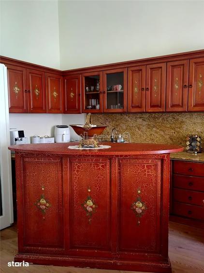 Apartament cu 3 camere în Orașul Nou