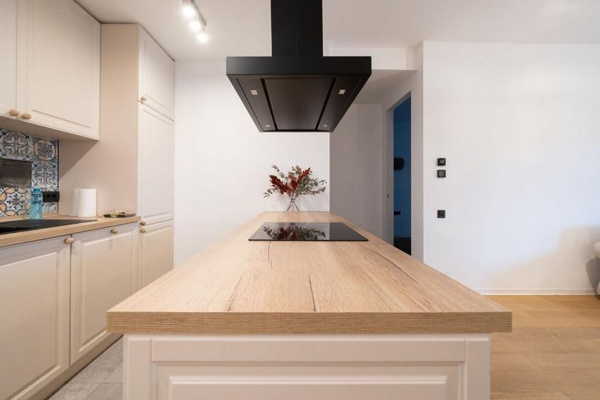 Apartament cu 3 camere decomandat, mobilat în Herăstrău