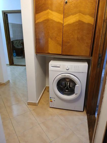 inchiriez apartament 3 camere - 2