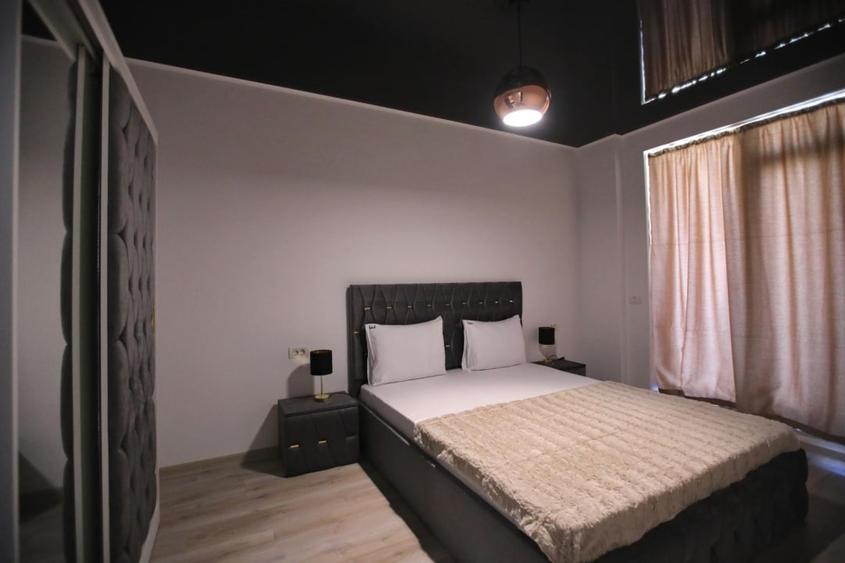 Apartament cu 2 camere decomandat, mobilat în Mamaia-Sat