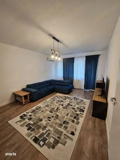 Apartament cu 3 camere decomandat în Parcul Carol