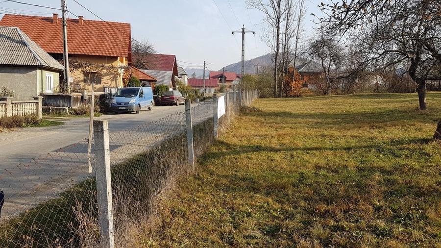 Teren Construcții intravilan de 7412 mp, în Bârsana