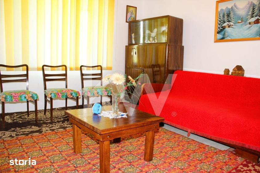 Casă cu 5 camere cu Teren 7800 Mp în Murgeni