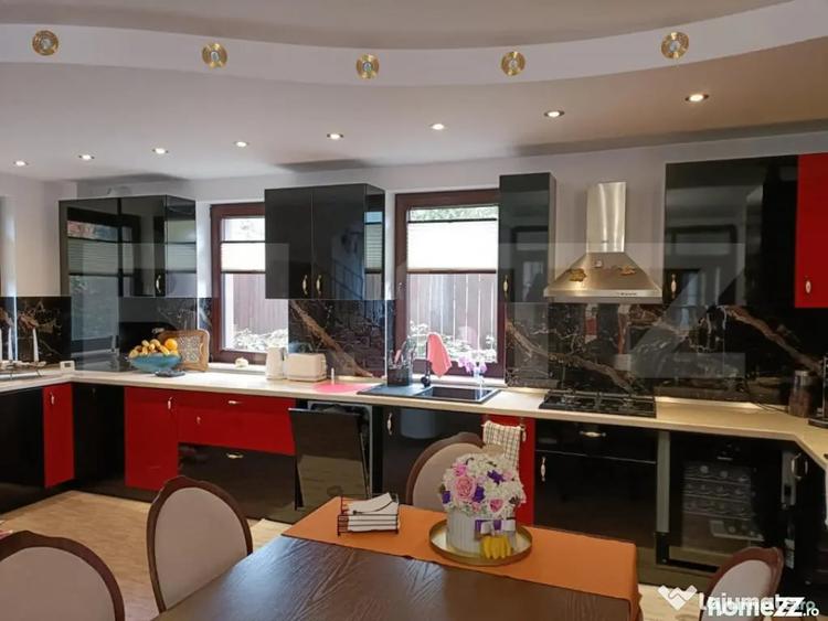 Casă cu 6 camere cu Teren 500 Mp în Bunloc