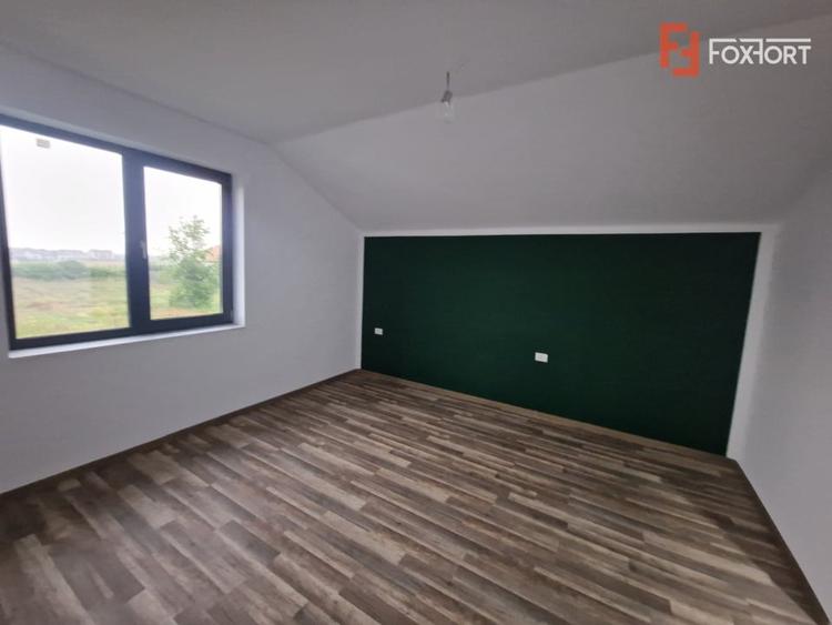 Duplex cu 4 camere cu Canalizare în Moșnița Veche
