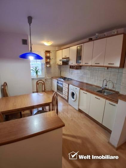 Apartament cu 4 camere decomandat, mobilat în Zorilor