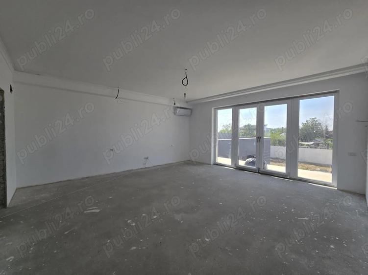 Casă cu 4 camere cu Teren 1050 Mp în Bălăceanca