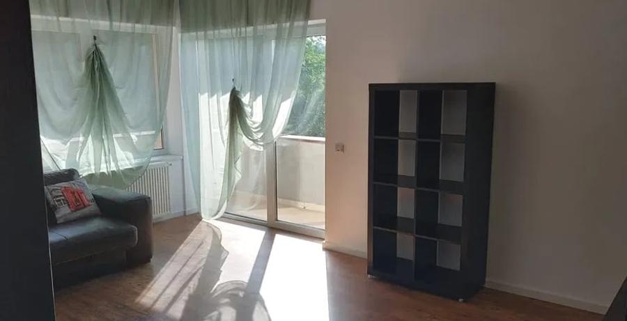 Apartament cu 2 camere, 50 mp, balcon, strada Cetatii - 4