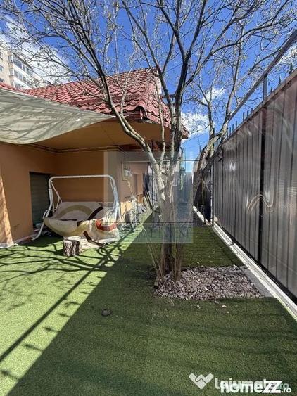 Casă cu 10 camere cu Teren 380 Mp în Astra