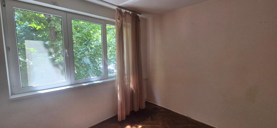 Apartament cu 2 camere semidecomandat în Basarab