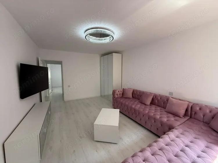 Apartament cu 2 camere decomandat în Ultracentral