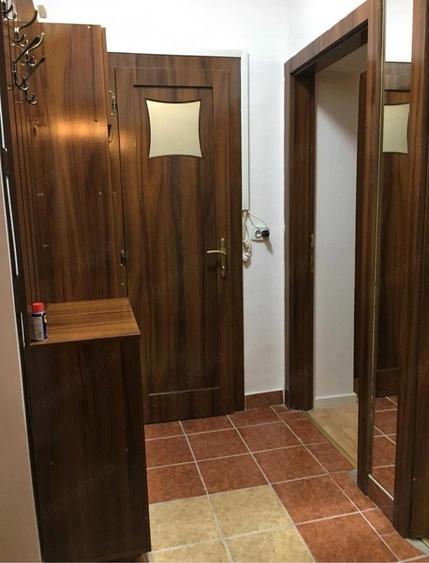 Apartament cu 2 camere decomandat în Baba Novac