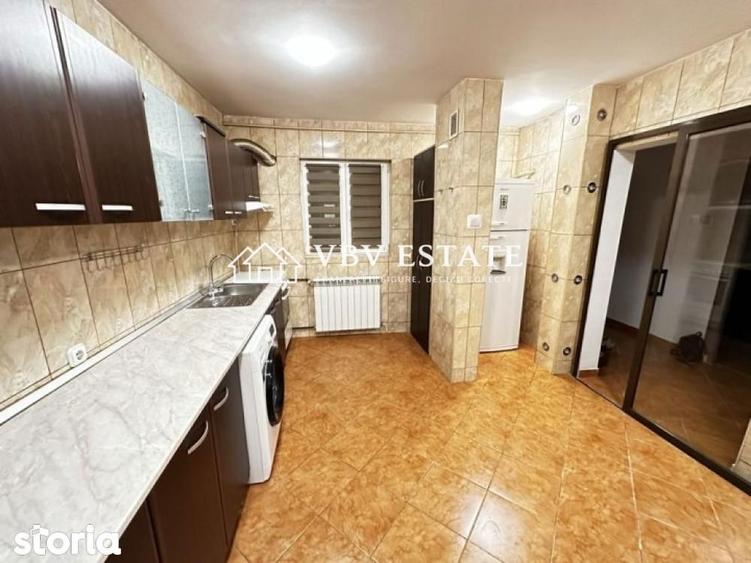 Apartament cu 3 camere decomandat, mobilat în Tineretului