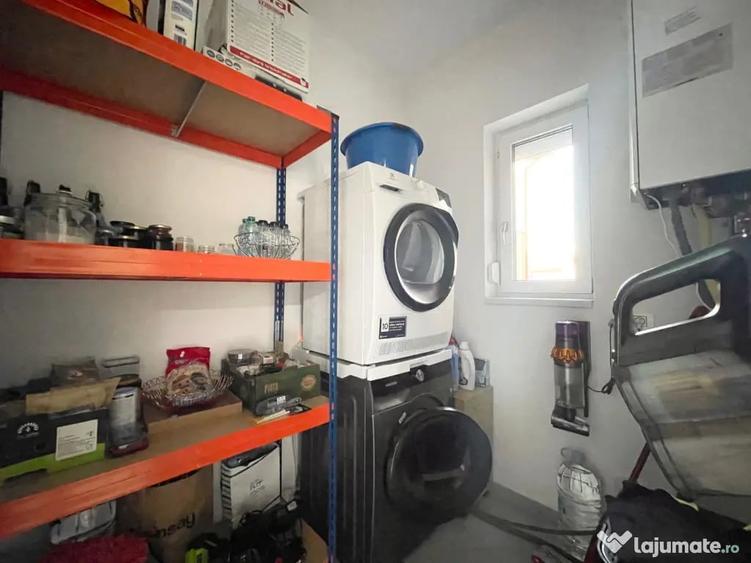 Casă cu 4 camere cu Teren 276 Mp în Urseni