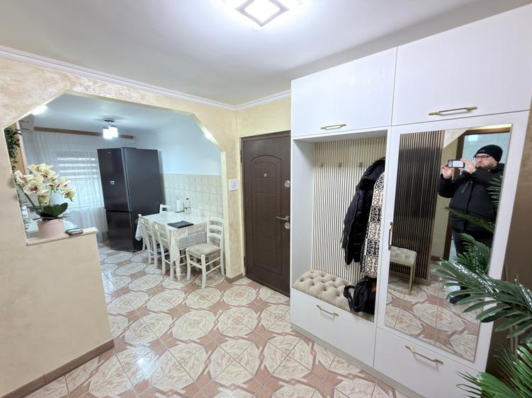 Apartament cu 3 camere în Central