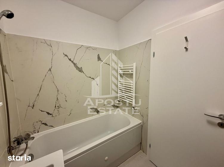 Apartament cu 2 camere, mobilat în Est