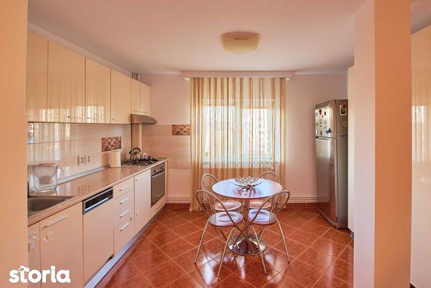 Apartament cu 2 camere, mobilat în Rahova
