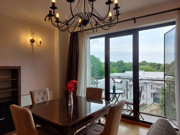 Apartament cu 3 camere decomandat, mobilat în Kiseleff