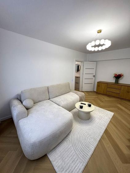 Apartament cu 2 camere decomandat, mobilat în Tineretului