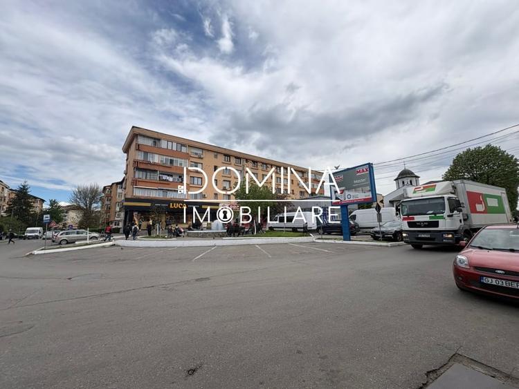 Spațiu comercial, de 430 mp, în 9 Mai