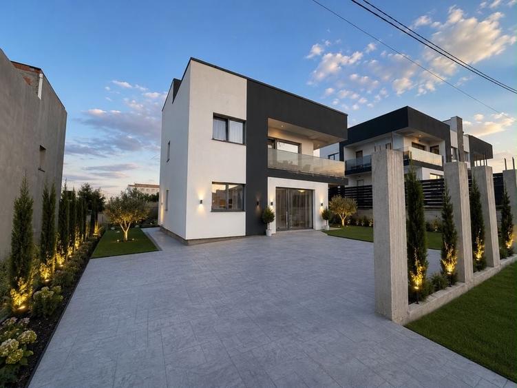Casă cu 4 camere în Copou