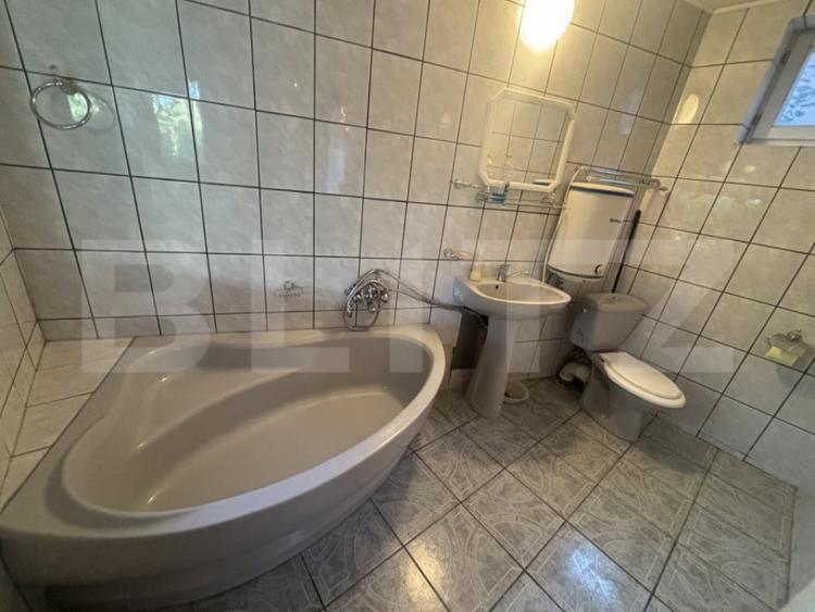 Casă cu 2 camere cu Teren 1021 Mp în Viile Satu Mare